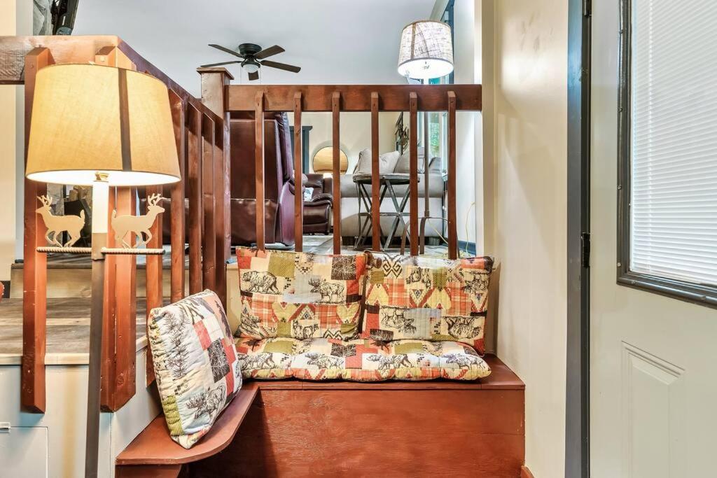 Beautiful Chalet With Fireplace And Large Game Room Gatlinburg Luaran gambar